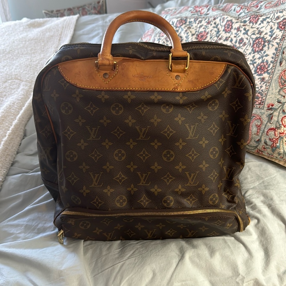 Louis Vuitton  Evasion Sports/weekend bag